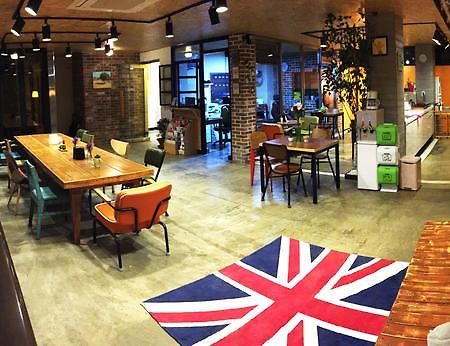 Lee & No Guesthouse Hongdae Сеул Екстериор снимка