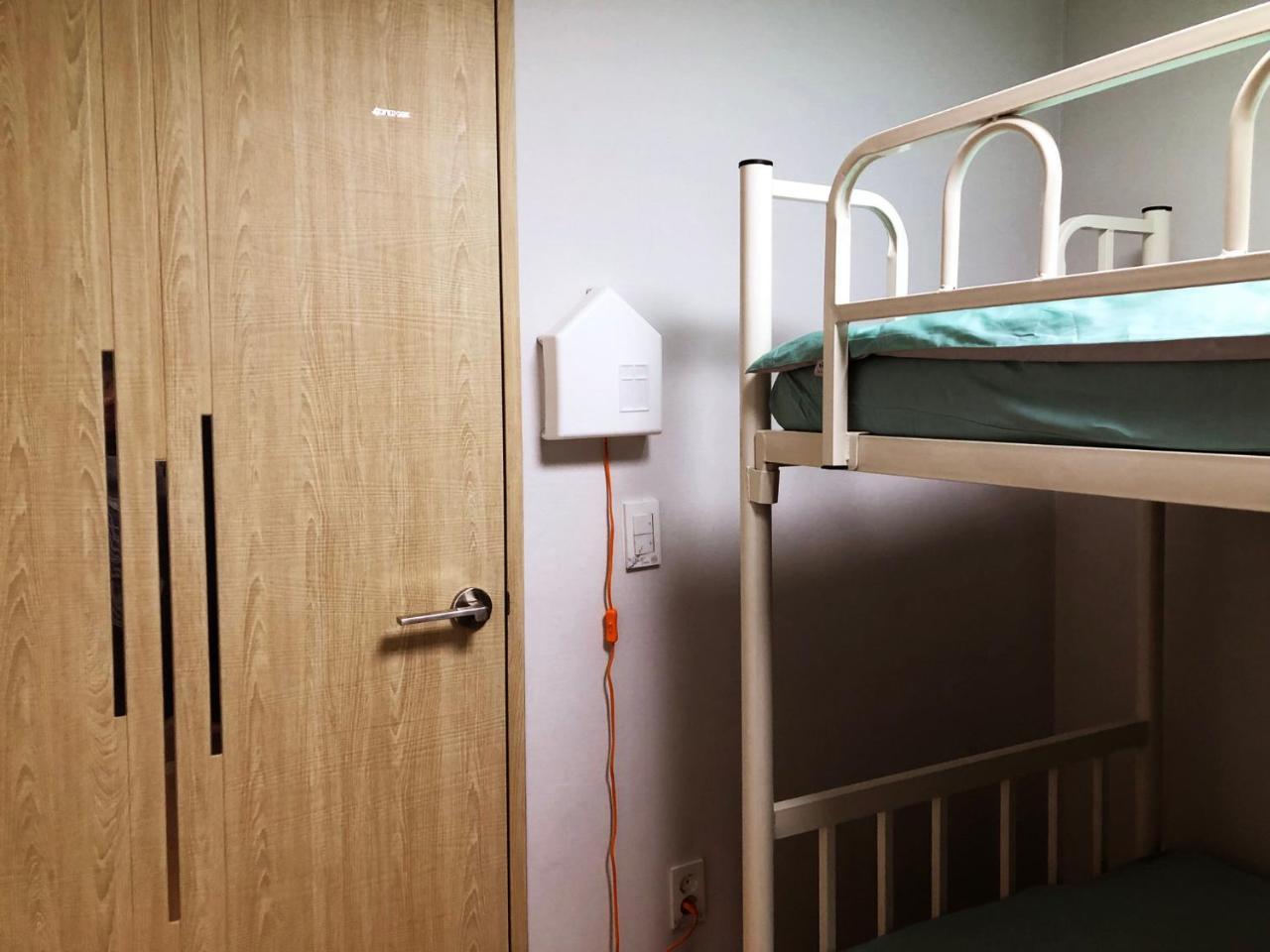 Lee & No Guesthouse Hongdae Сеул Екстериор снимка