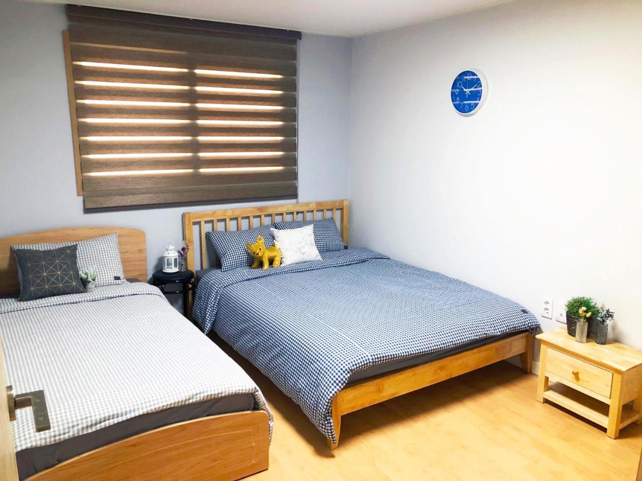 Lee & No Guesthouse Hongdae Сеул Екстериор снимка