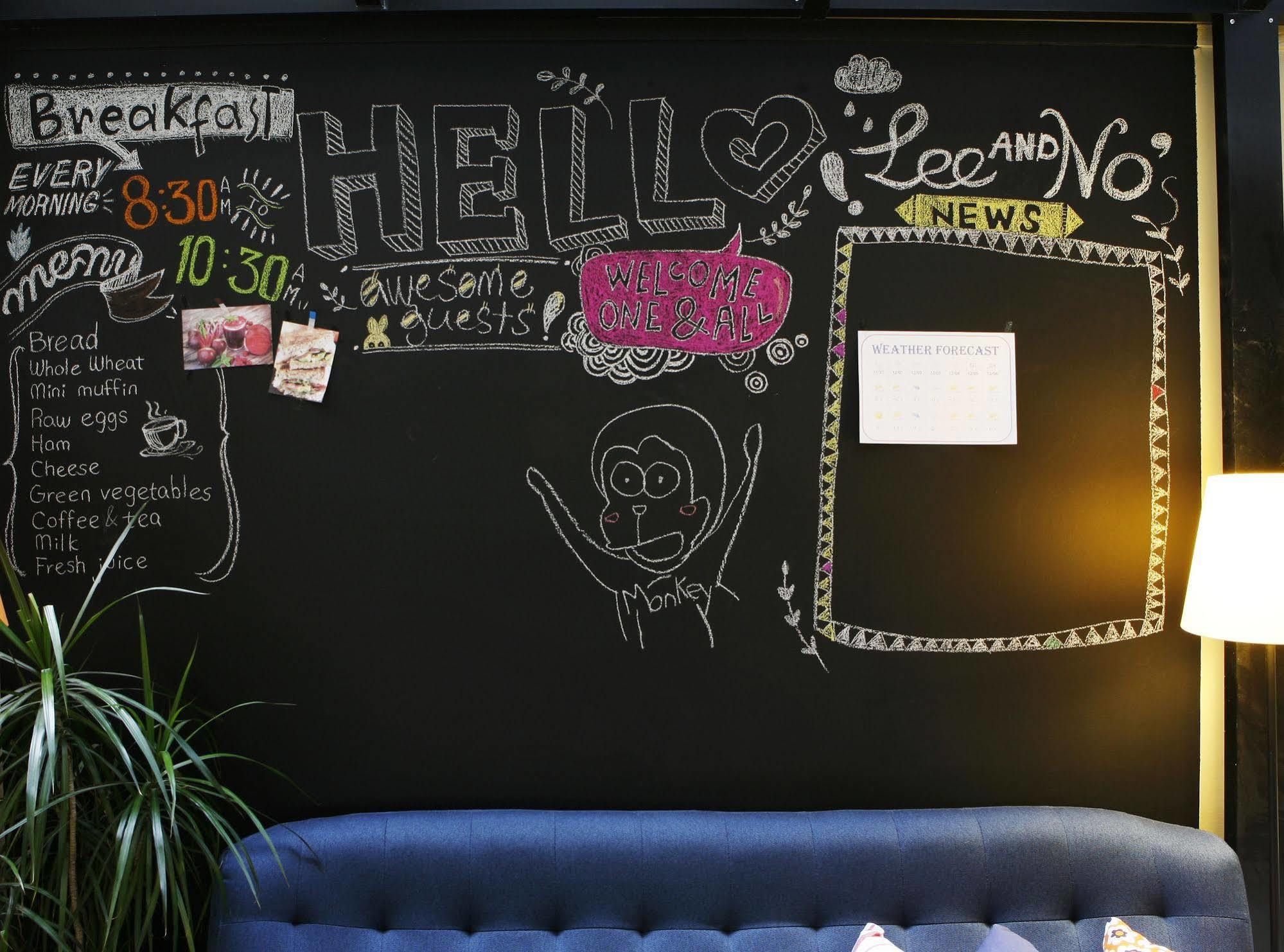 Lee & No Guesthouse Hongdae Сеул Екстериор снимка